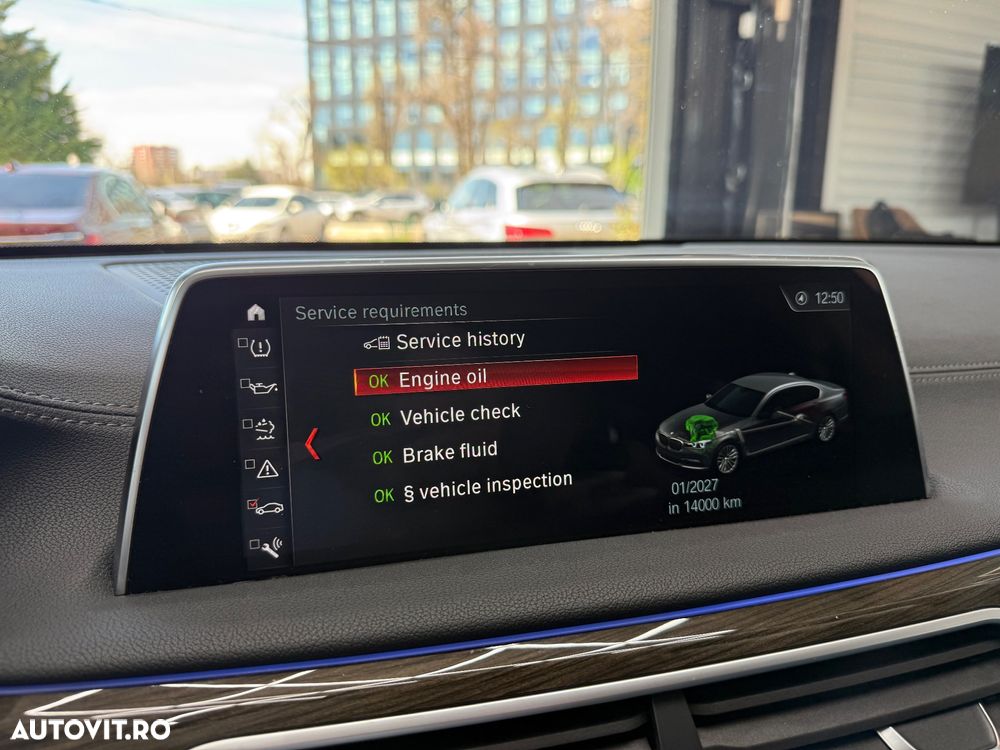 BMW Seria 7 730Ld xDrive - 25