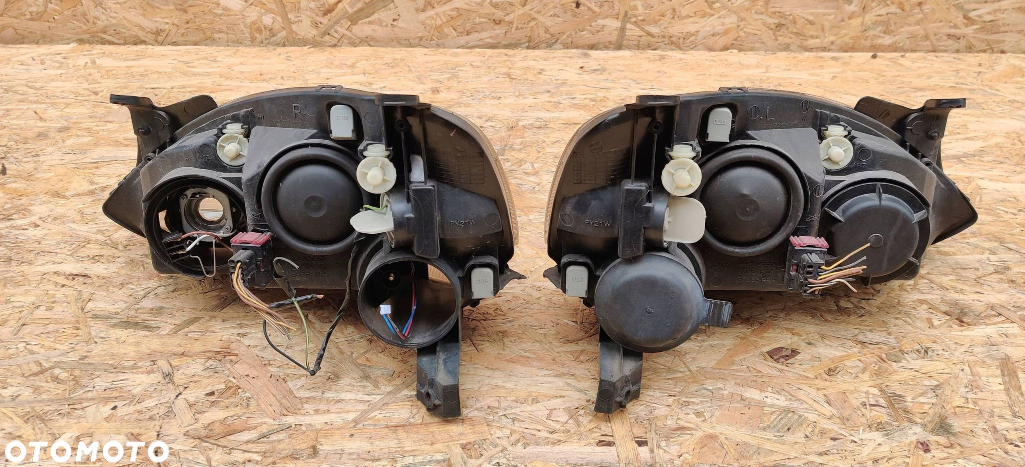 Opel Corsa C przed Lampa przednia lewa prawa komplet reflektor lewy prawy - 4