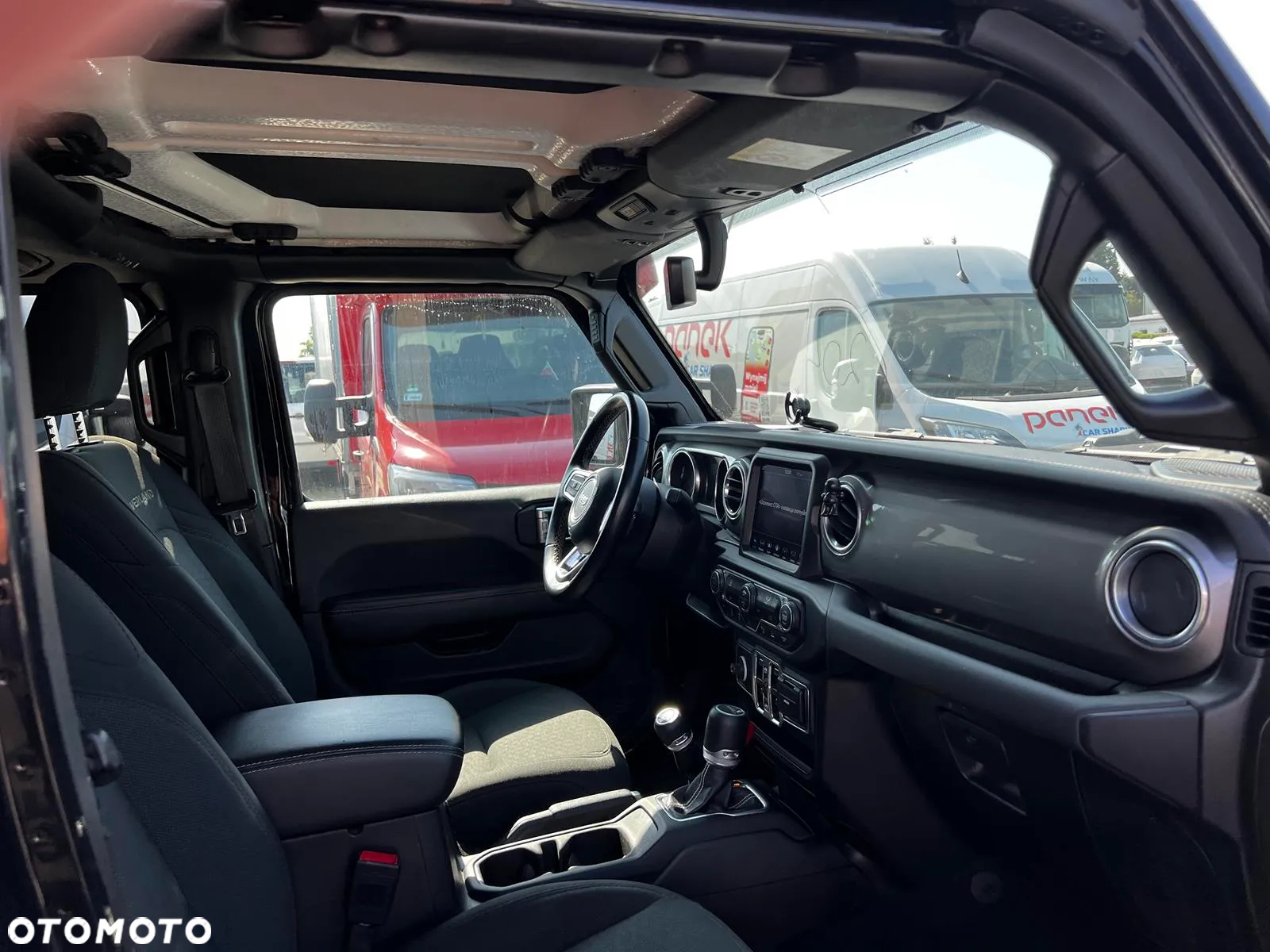 Jeep Gladiator - 25