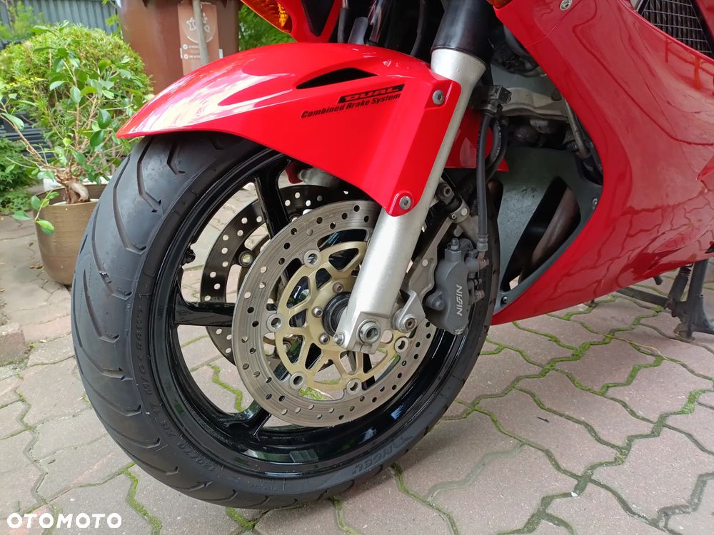 Honda VFR - 6