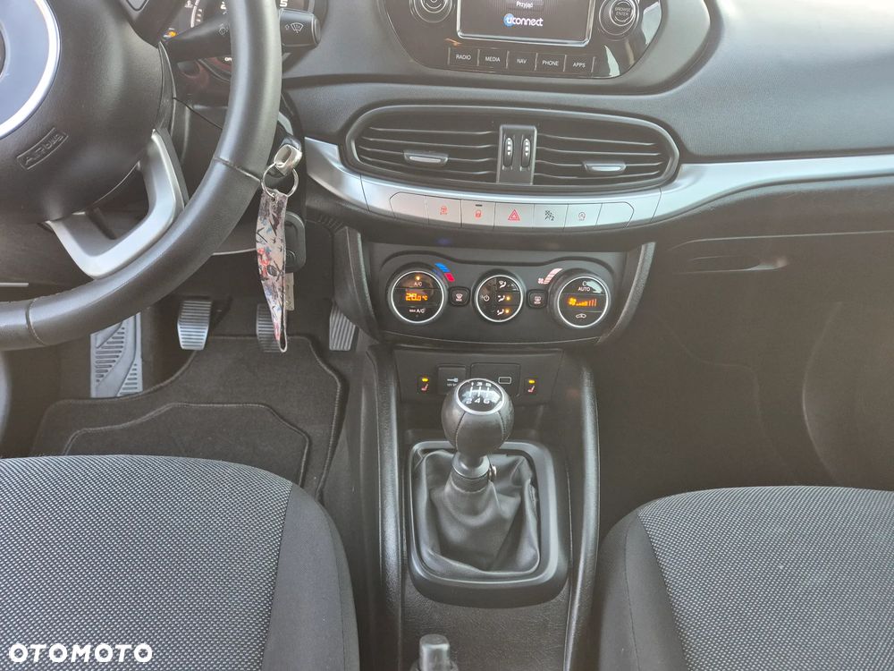 Fiat Tipo 1.4 16v Easy EU6d - 11
