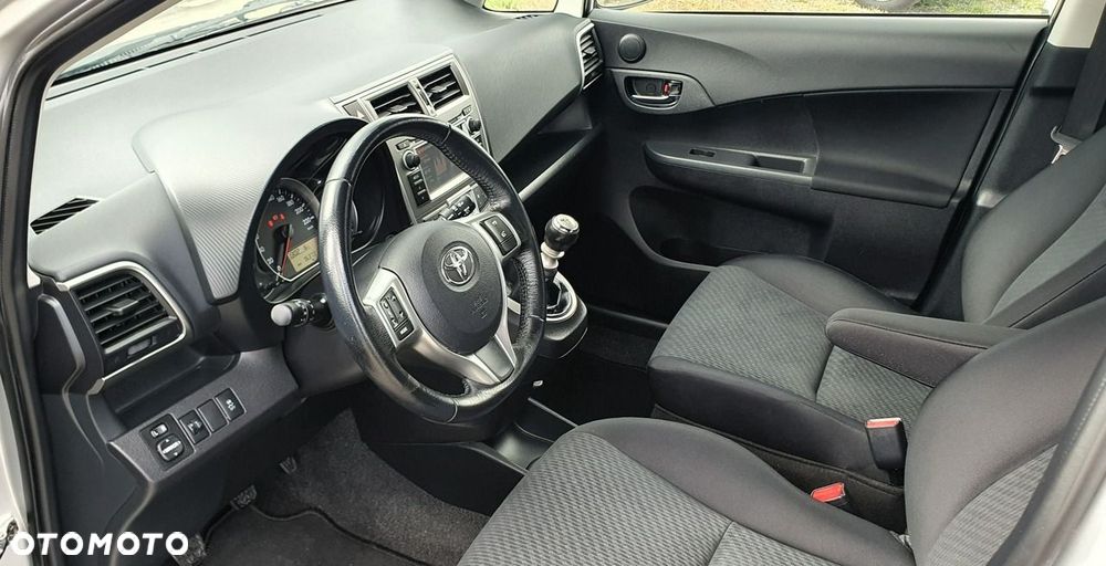 Toyota Verso S - 14