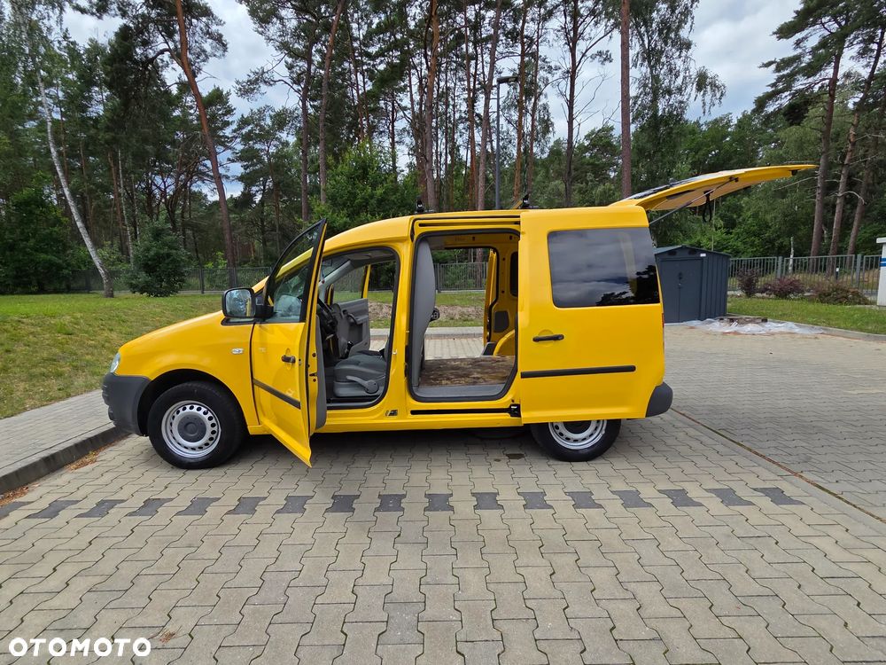 Volkswagen Caddy - 11