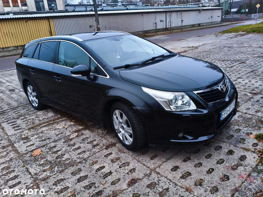 Toyota Avensis 2.0 Premium EU5 - 2