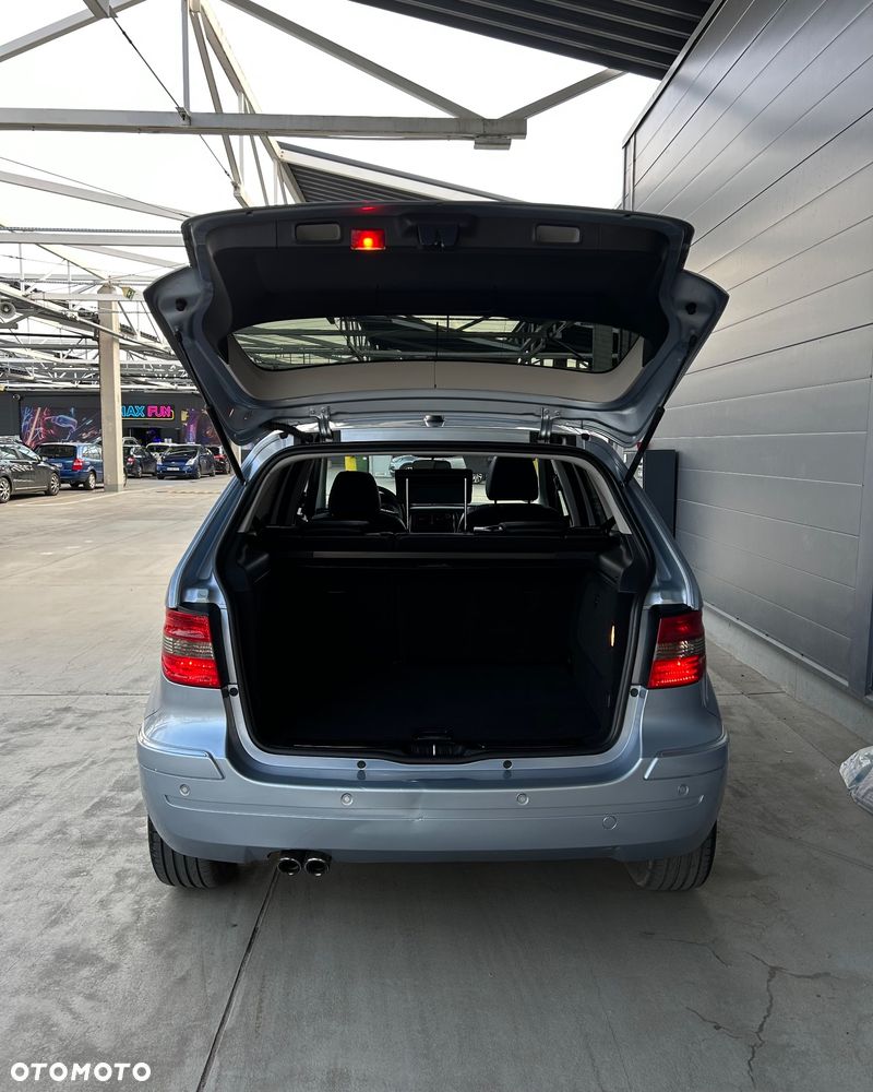 Mercedes-Benz Klasa B 200 Turbo Autotronic SPORT EDITION - 26