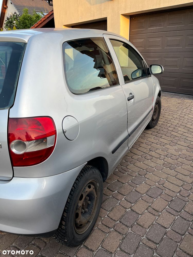 Volkswagen Fox - 5