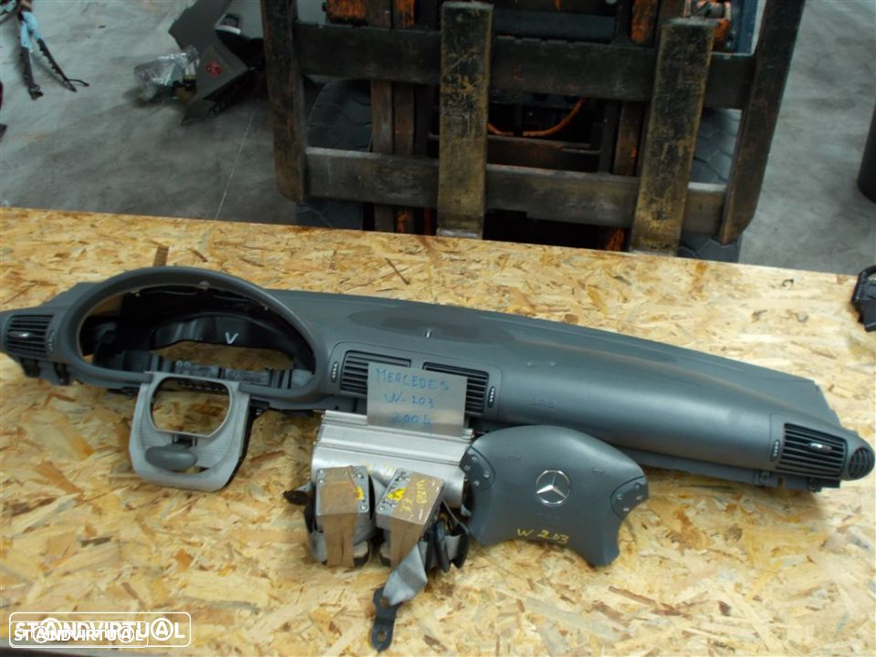 Conjunto De Tablier E Cintos Mercedes W203 2004 - 2