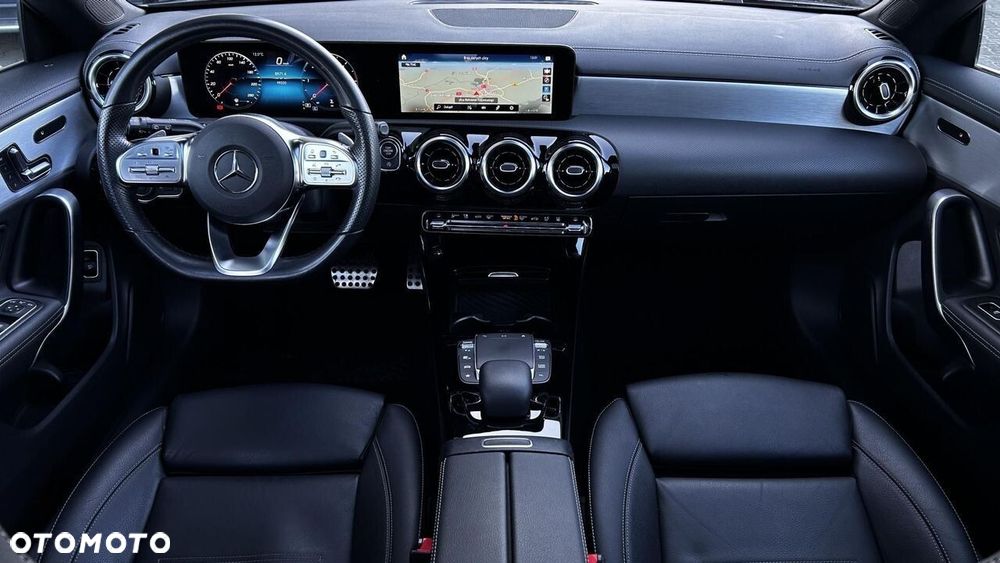 Mercedes-Benz CLA 200 d 4-Matic AMG Line 8G-DCT - 22