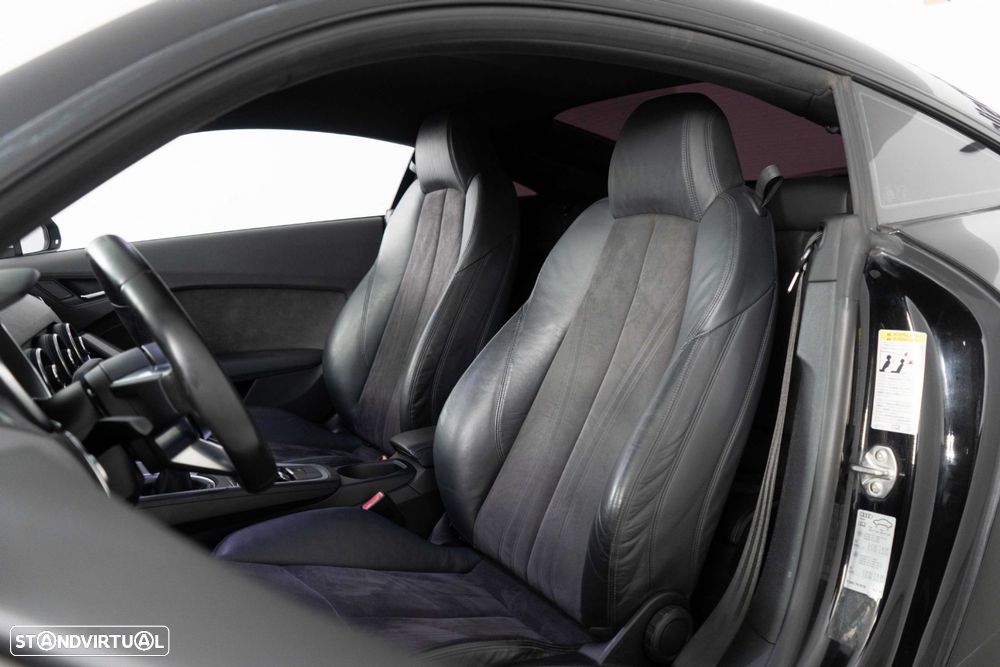 Audi TT Coupé - 10
