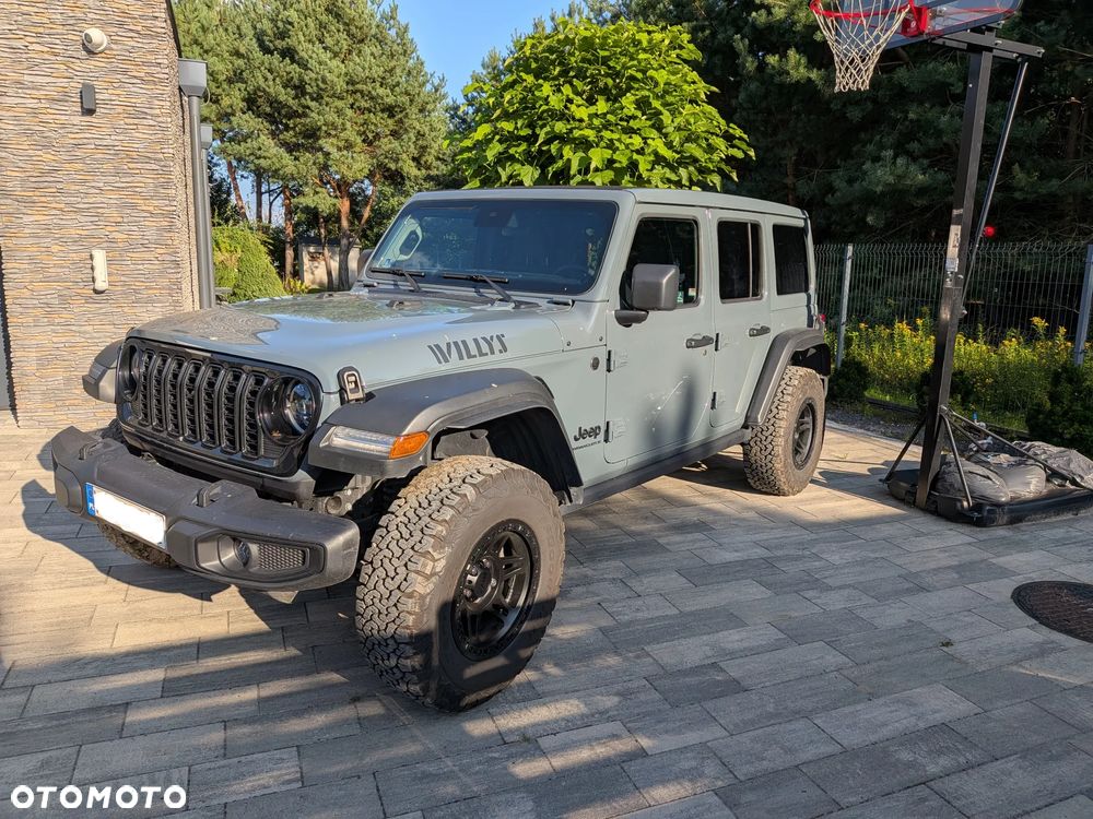 Jeep Wrangler - 1