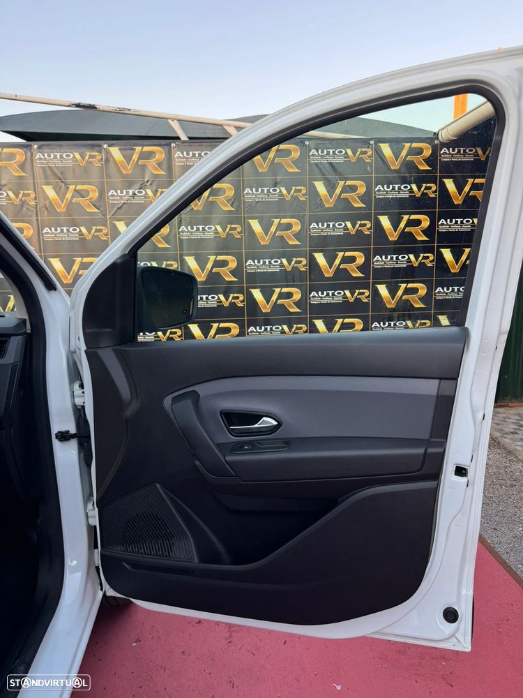 Renault Express - 18