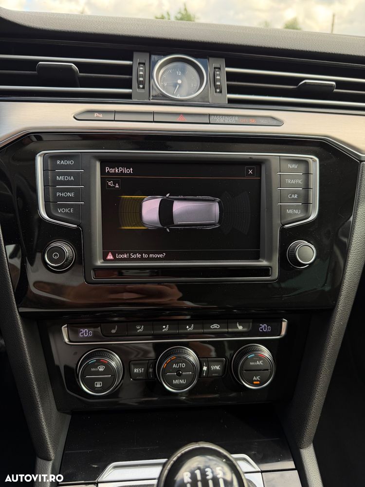 Volkswagen Passat 2.0 Blue TDI SCR Highline - 14