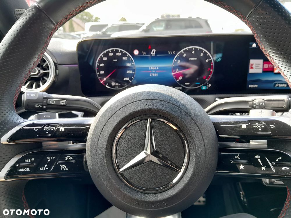 Mercedes-Benz Klasa A 180 AMG Line 7G-DCT - 12