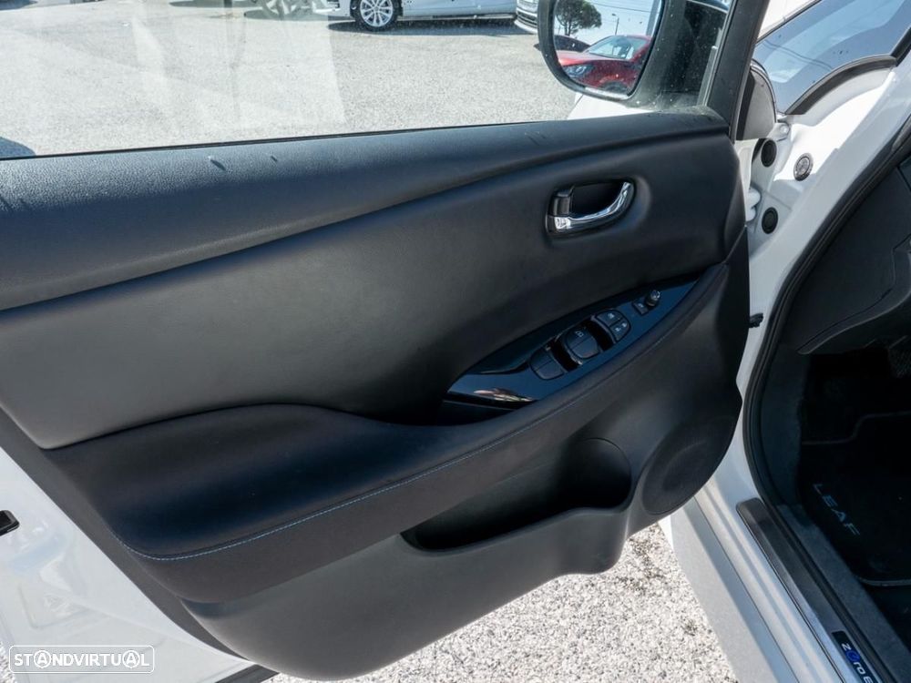 Nissan Leaf 40 kWh N-Connecta - 20