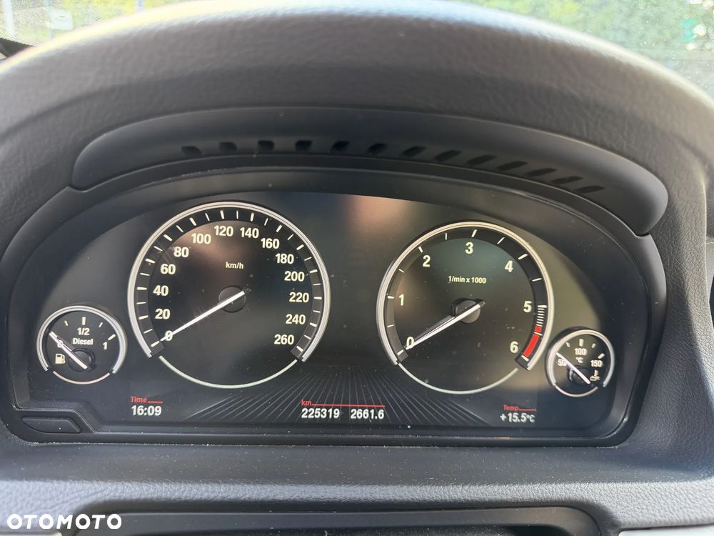 BMW 5GT 520d - 8