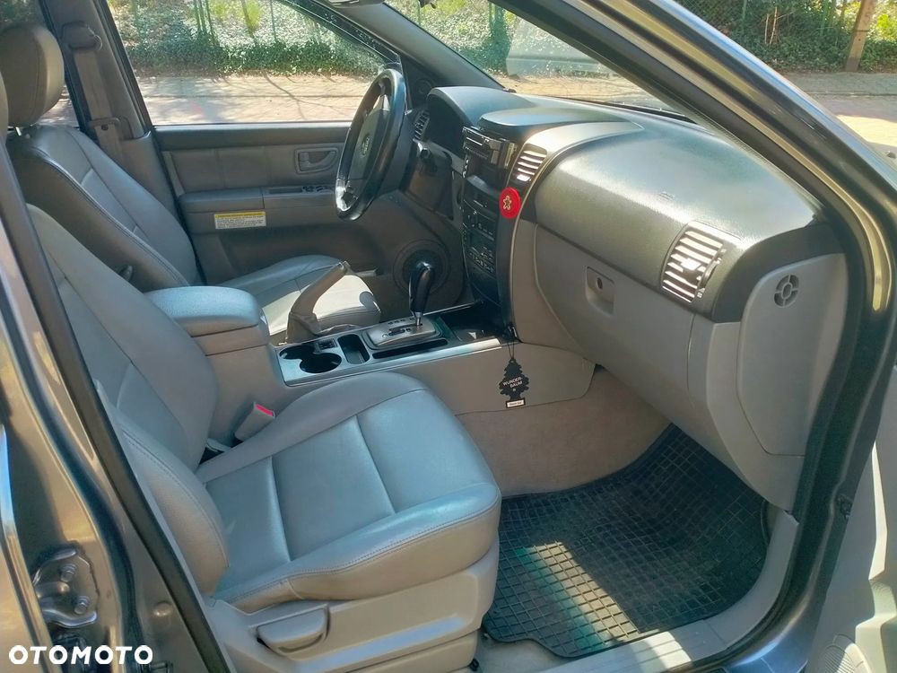 Kia Sorento 2.5 CRDi DPF EX - 6