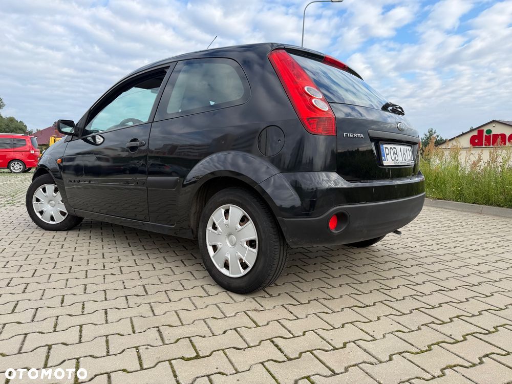 Ford Fiesta 1.3 Ambiente - 6