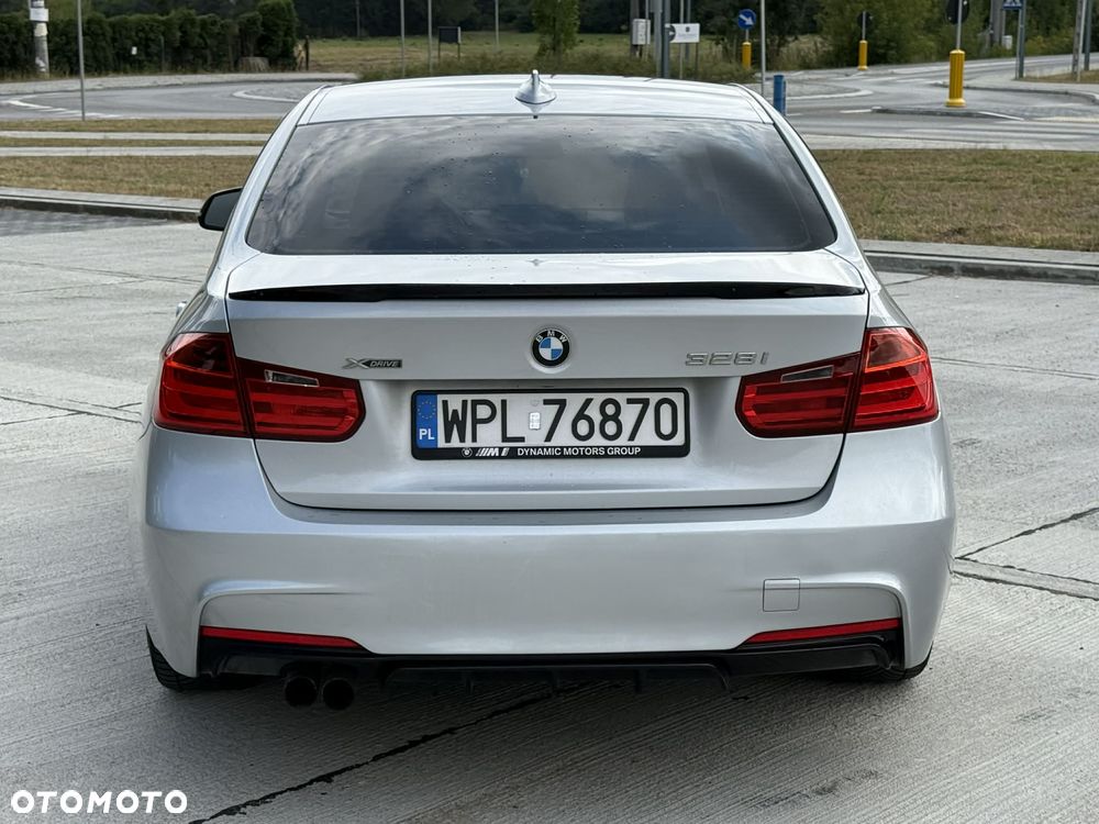 BMW Seria 3 328i xDrive - 7