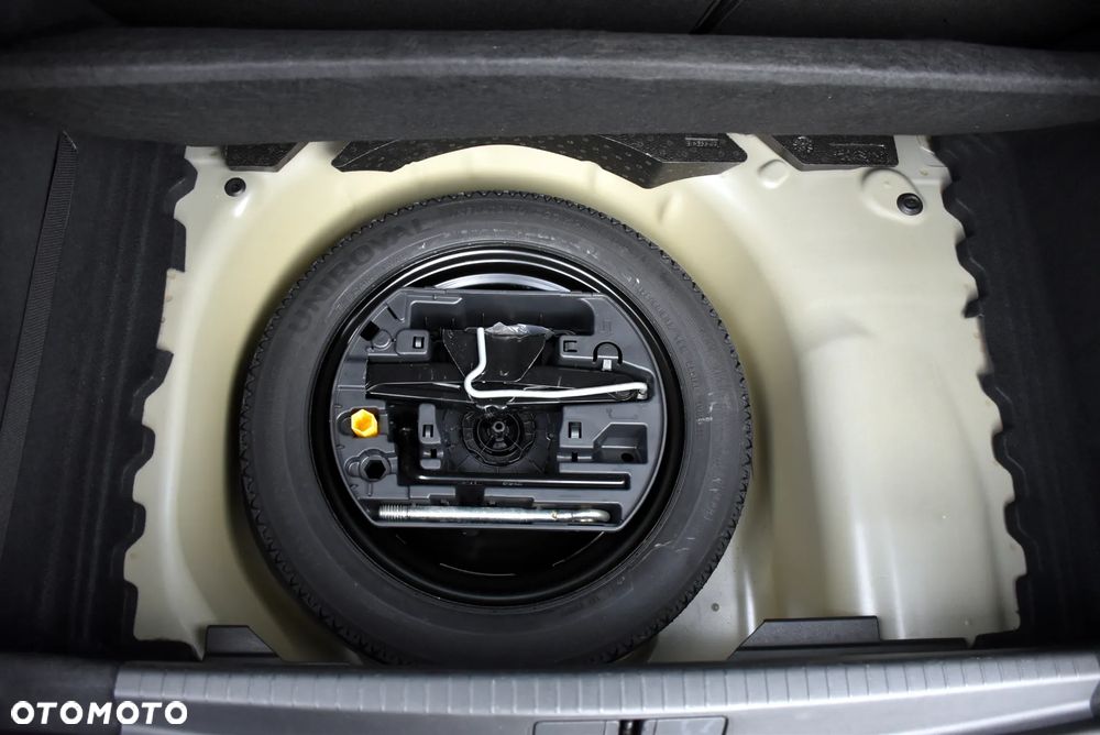 Peugeot 208 - 31