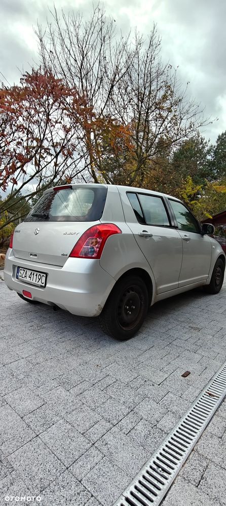 Suzuki Swift 1.3 GS / Premium 4WD - 6