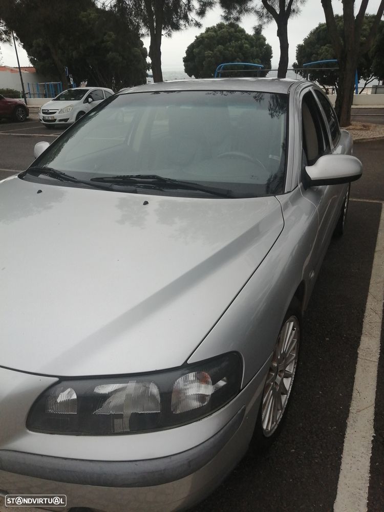 Volvo S60