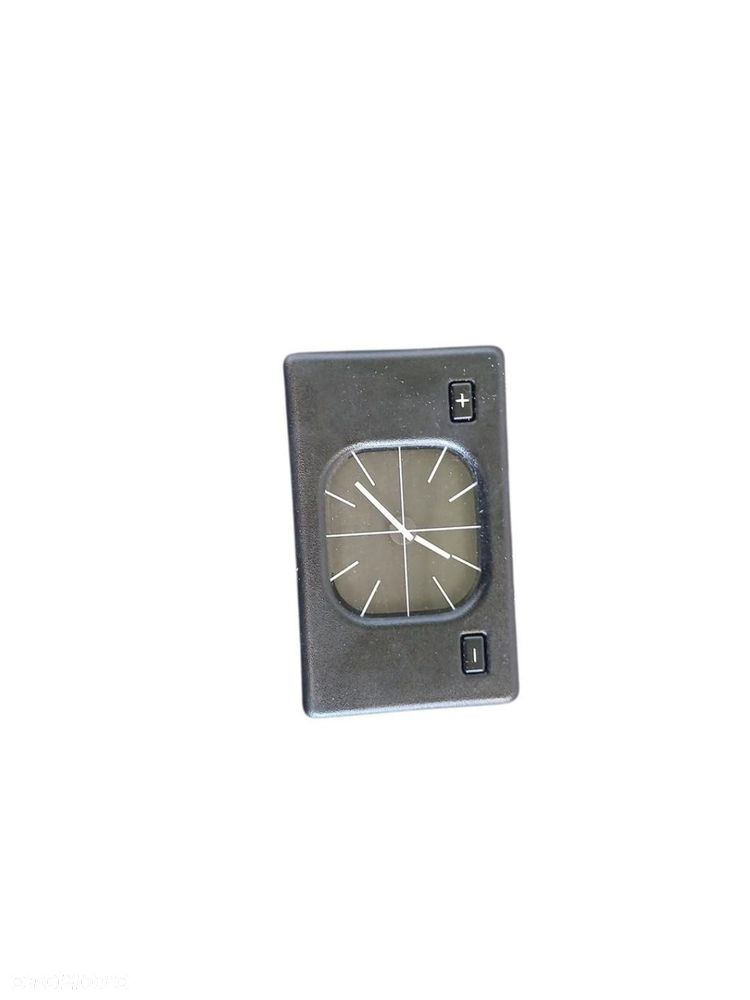 ZEGAREK BMW E34 1374282 - 1