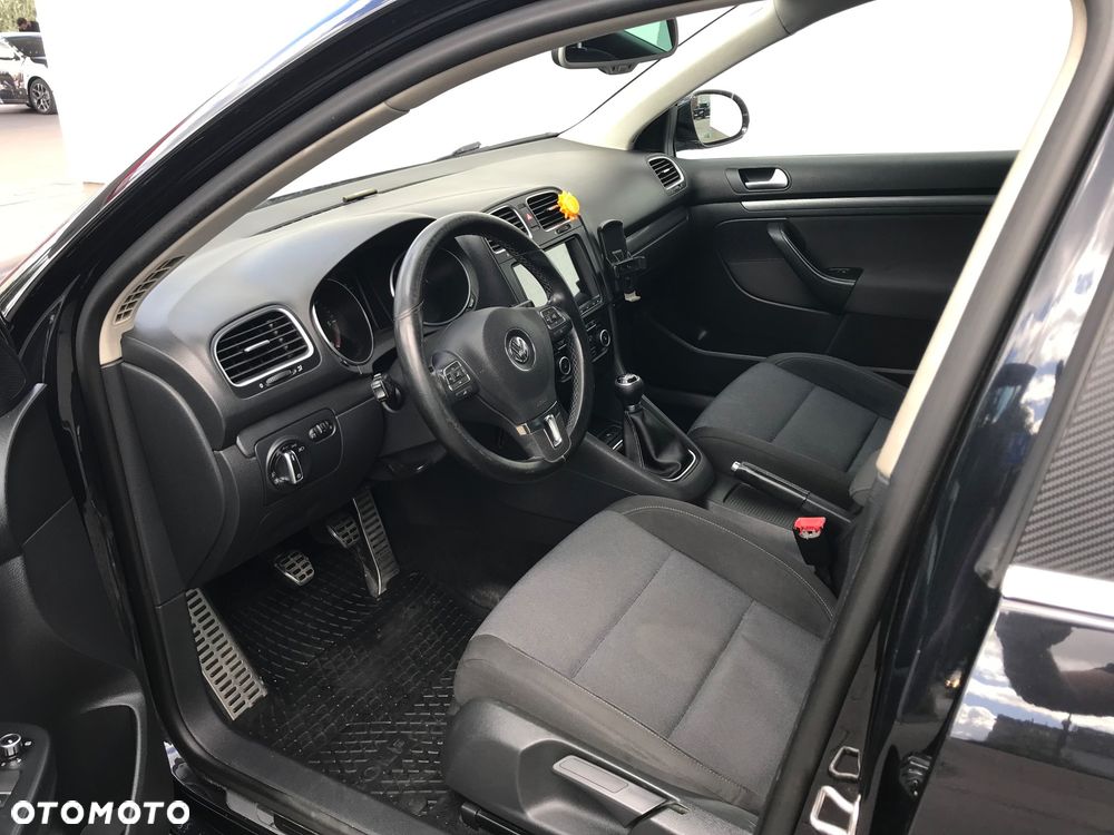 Volkswagen Golf - 21