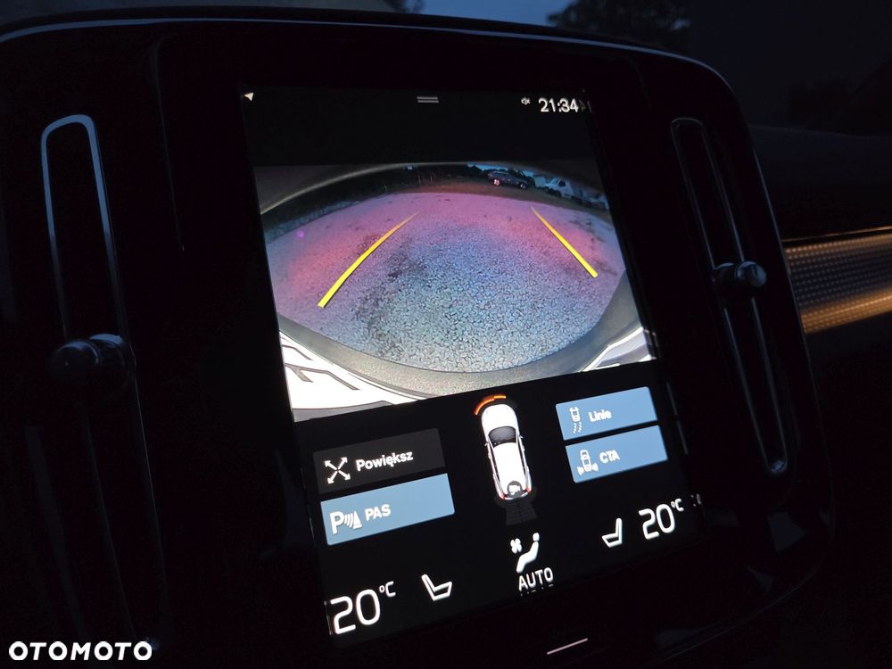 Volvo XC 40 T3 R-Design - 10