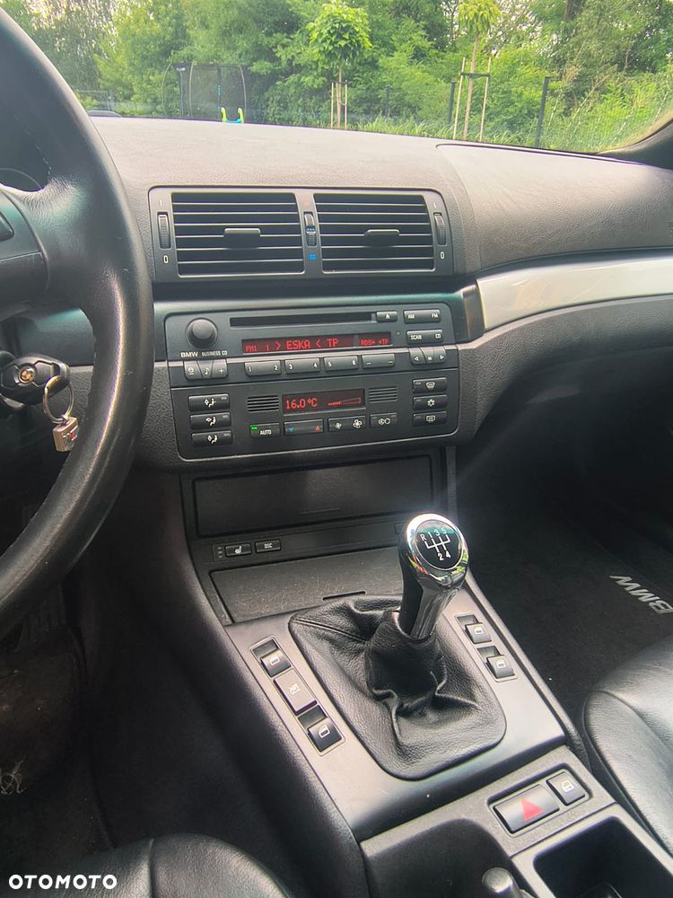 BMW Seria 3 330ix - 21
