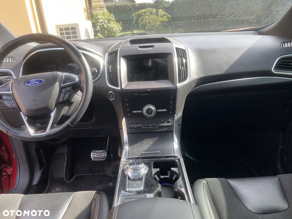 Ford Edge - 7