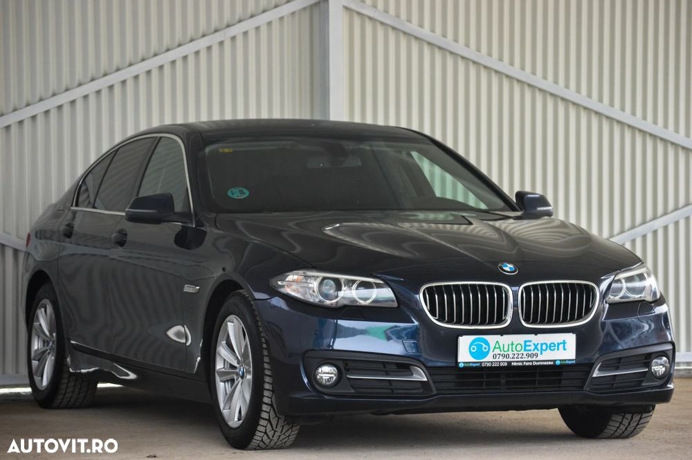 BMW Seria 5 520d Aut. Sport Line - 29