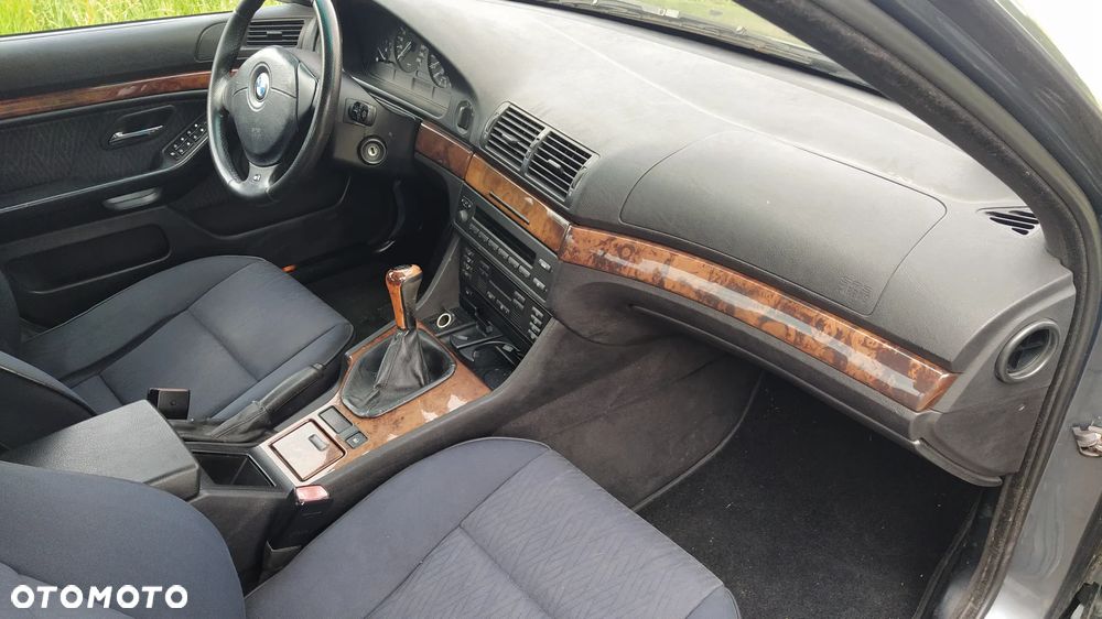 BMW Seria 5 - 9