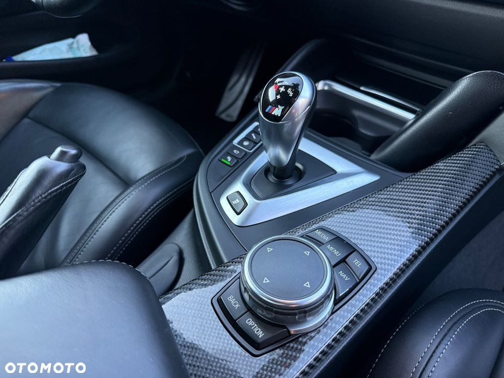 BMW M4 Coupe DKG - 14