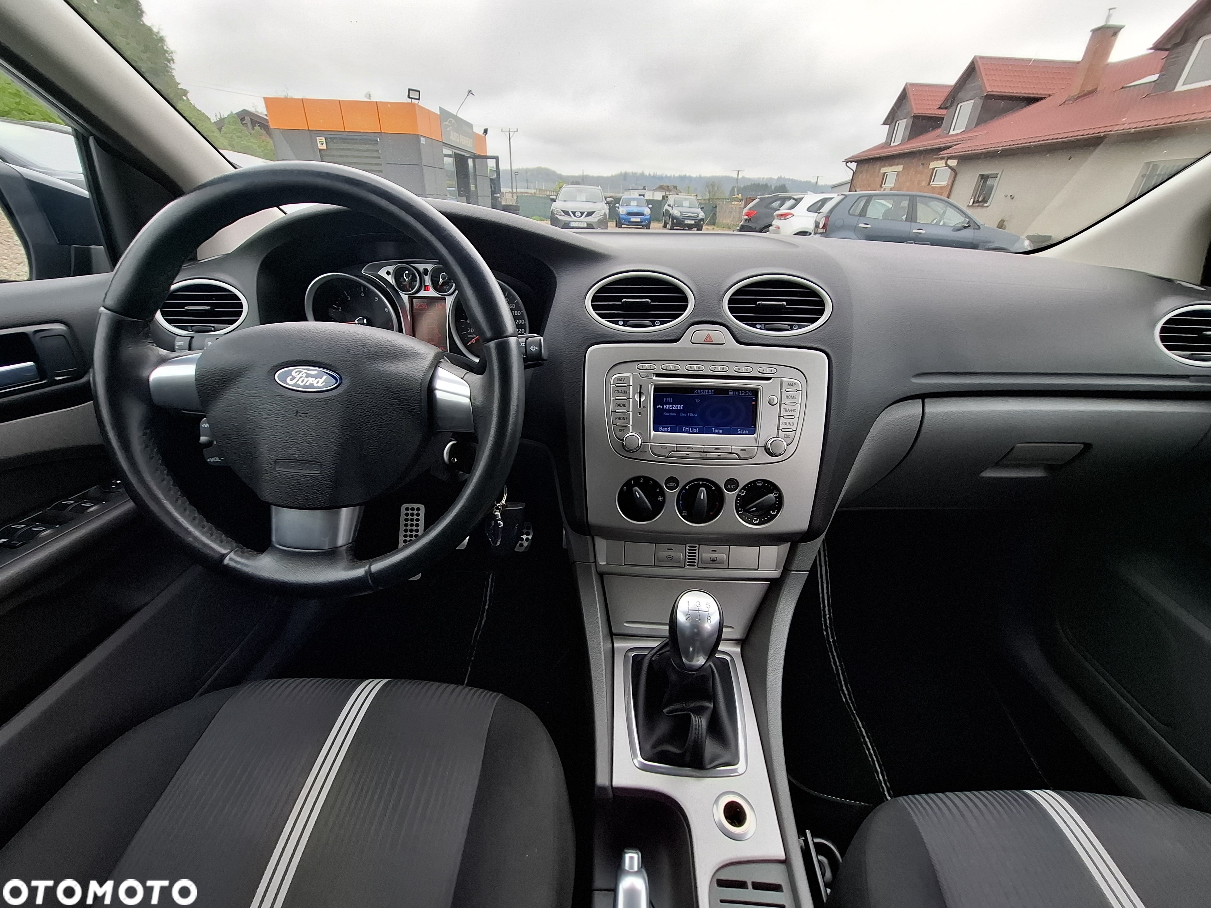 Ford Focus 1.6 Ambiente - 19