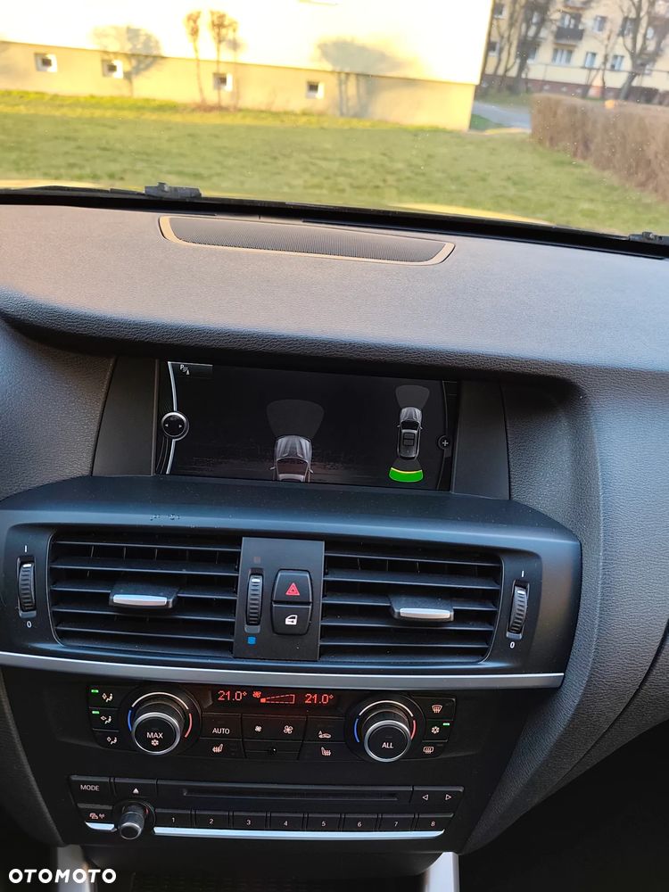 BMW X3 xDrive20d - 28