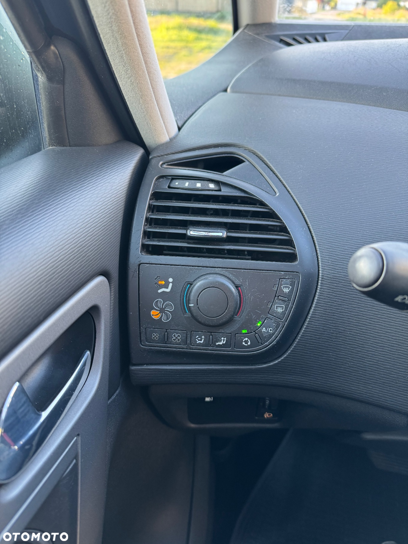 Citroën C4 Picasso 2.0 16V Tendance - 20