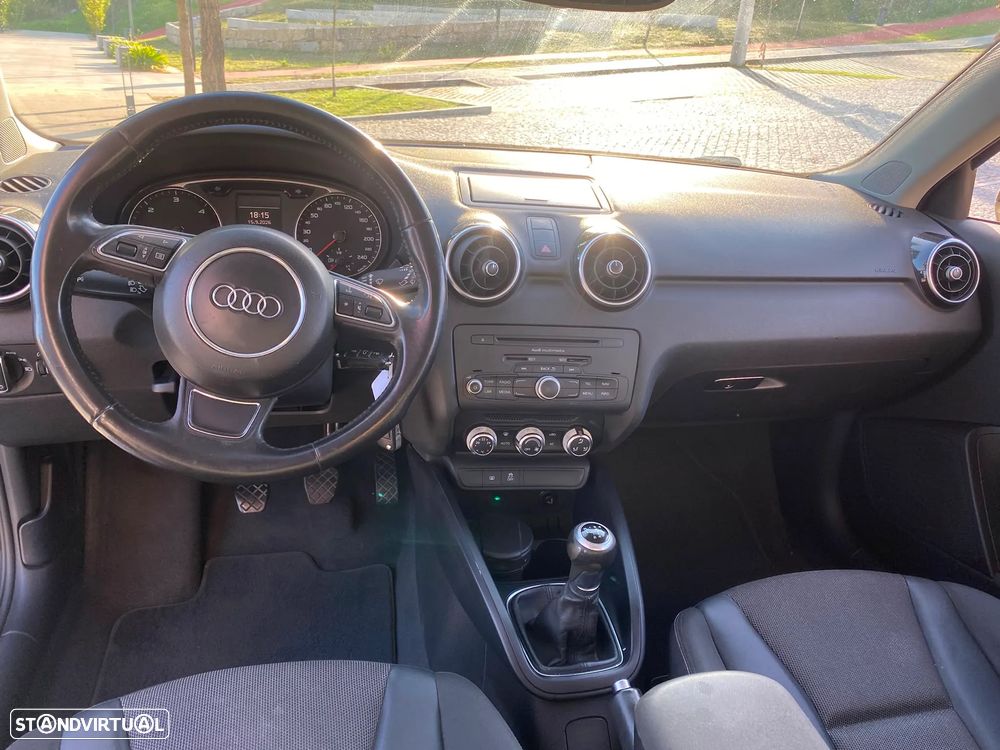 Audi A1 1.6 TDI Attraction - 8