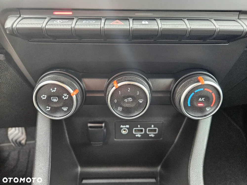 Renault Clio BLUE dCi 85 EXPERIENCE - 16