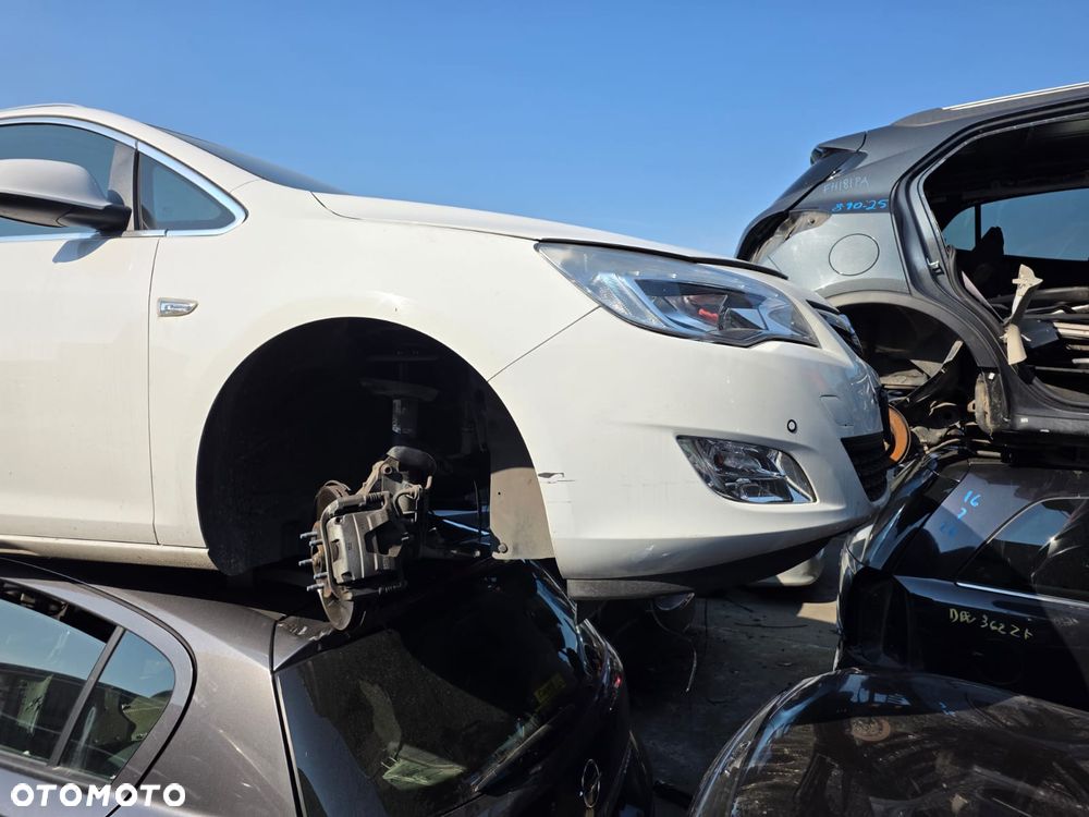 OPEL ASTRA J Y40R CDTI ZDERZAK MASKA BLOTNIK LAMPA CHLODNICE PAS KOMPLET - 4
