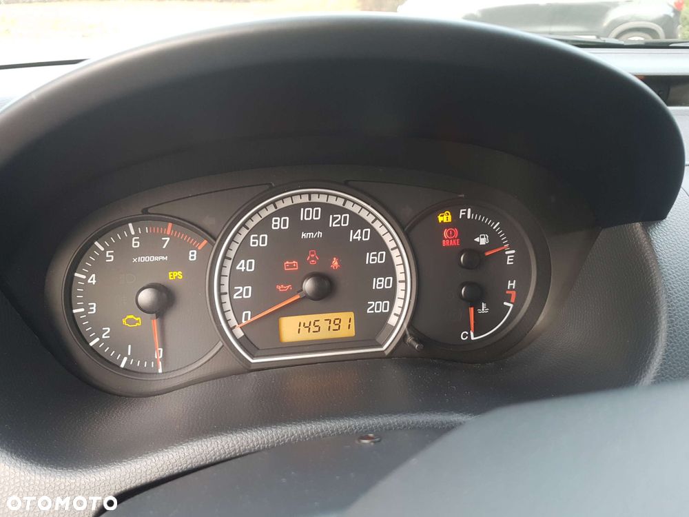 Suzuki Swift 1.3 Club - 10