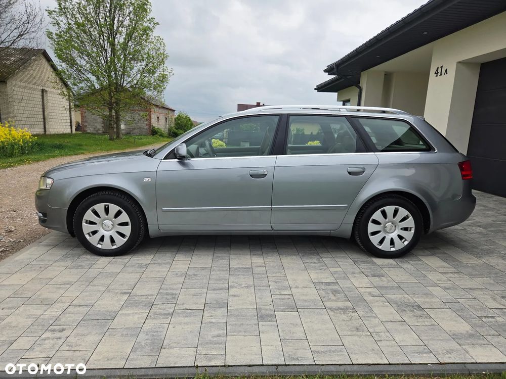 Audi A4 Avant - 11