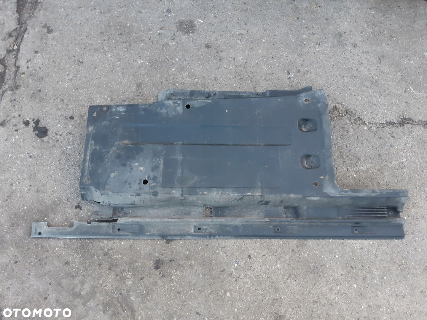 AUDI Q5 8R OSŁONA PŁYTA PODŁOGI PODWOZIA PRAWA 8R0825208B - 6