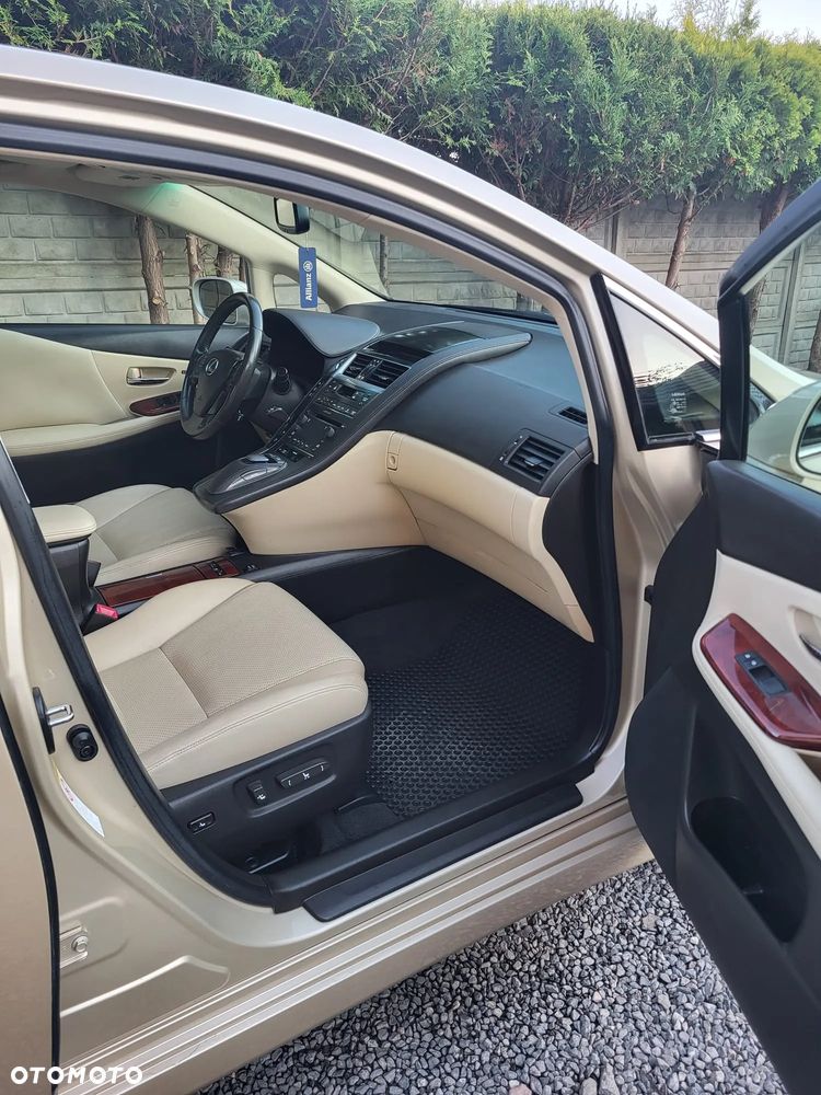 Lexus HS 250h - 7