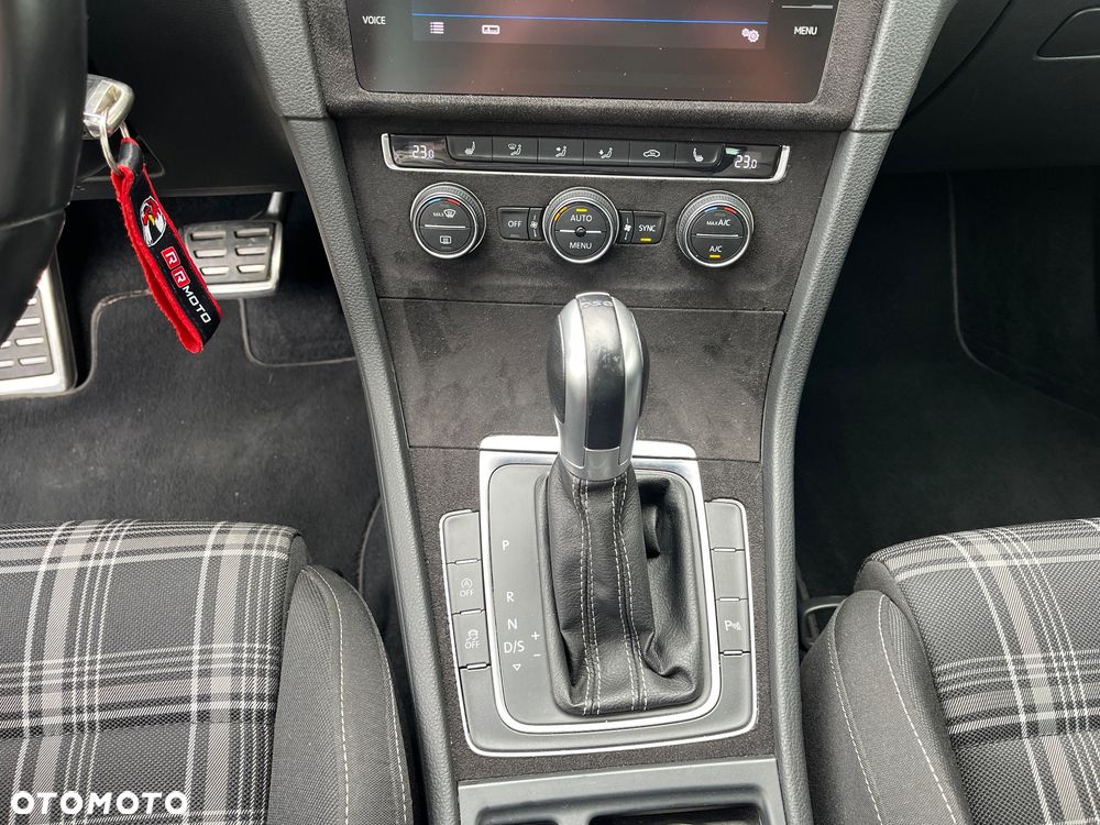 Volkswagen Golf GTD 2.0 TDI SCR DSG - 8