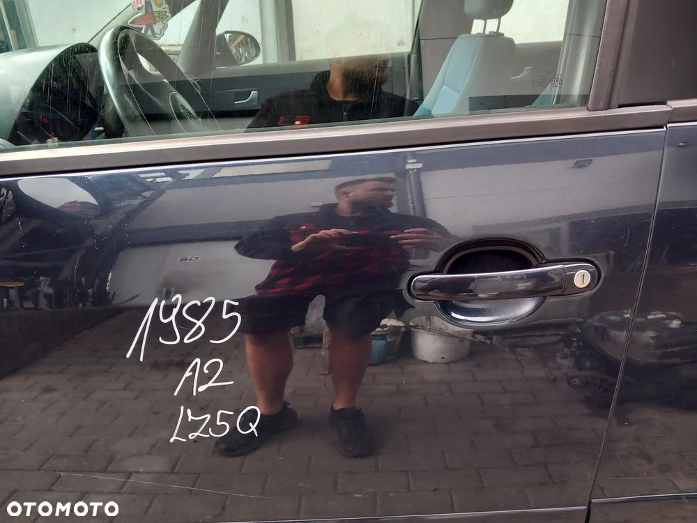 AUDI A2 DRZWI LEWE PRZEDNIE LEWY PRZÓD KOLOR: LZ5Q - 3