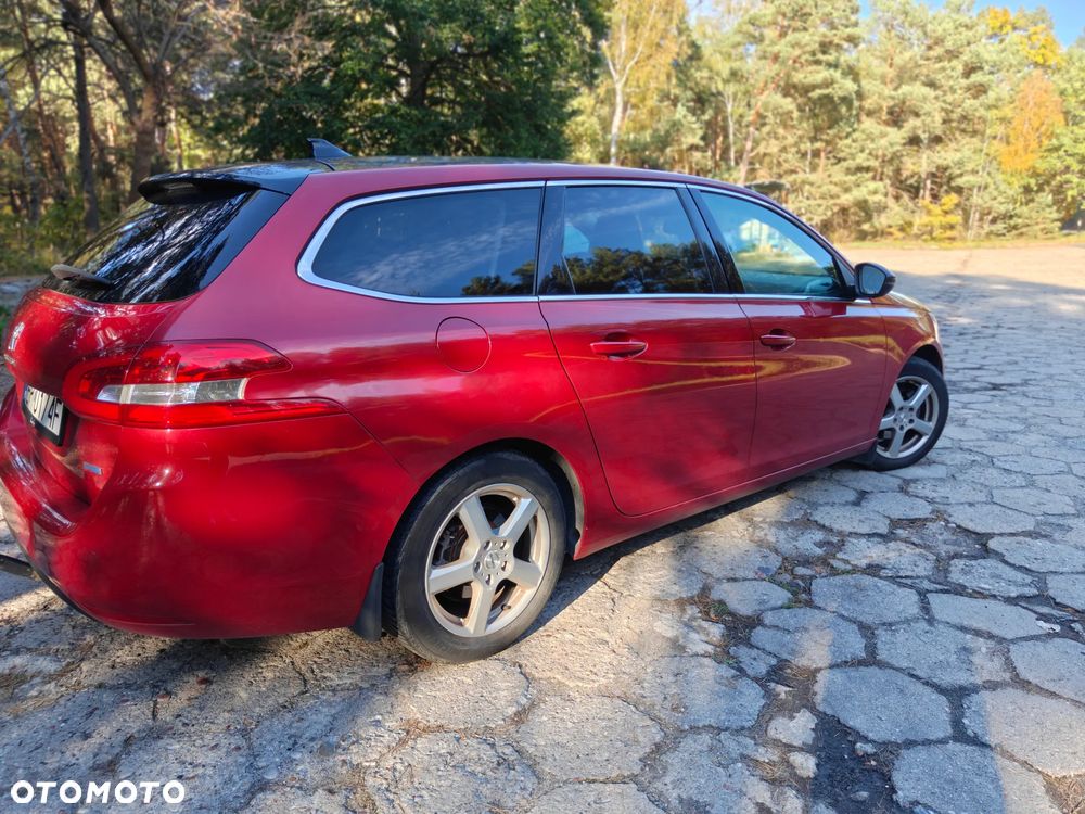 Peugeot 308 2015 photo 3