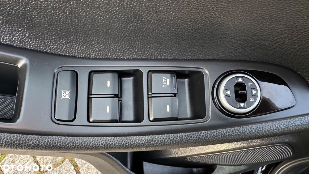 Hyundai i20 blue 1.2 Trend - 28