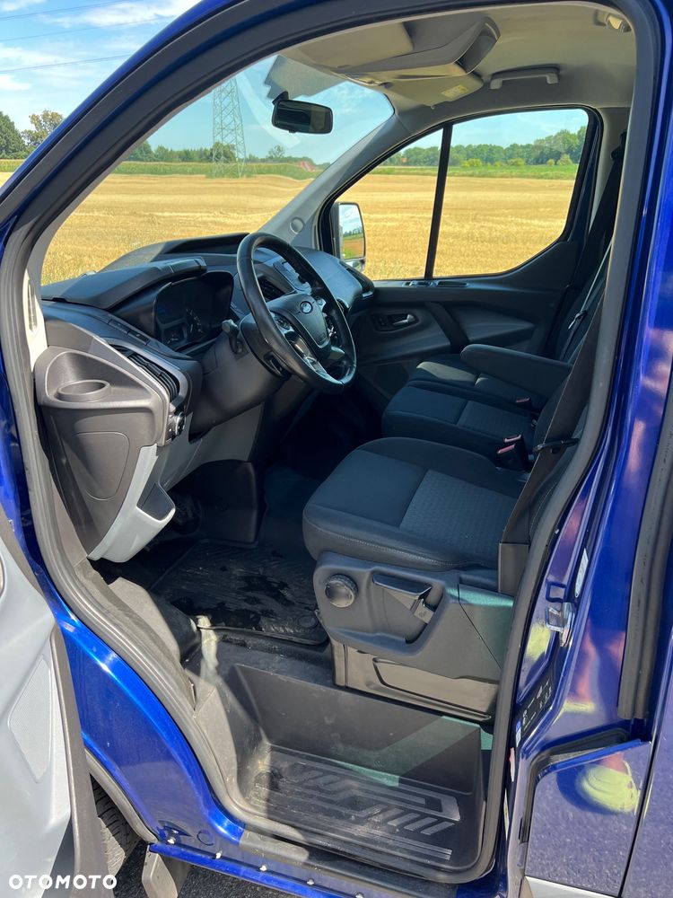 Ford Transit Custom 290 L2H1 Limited - 29