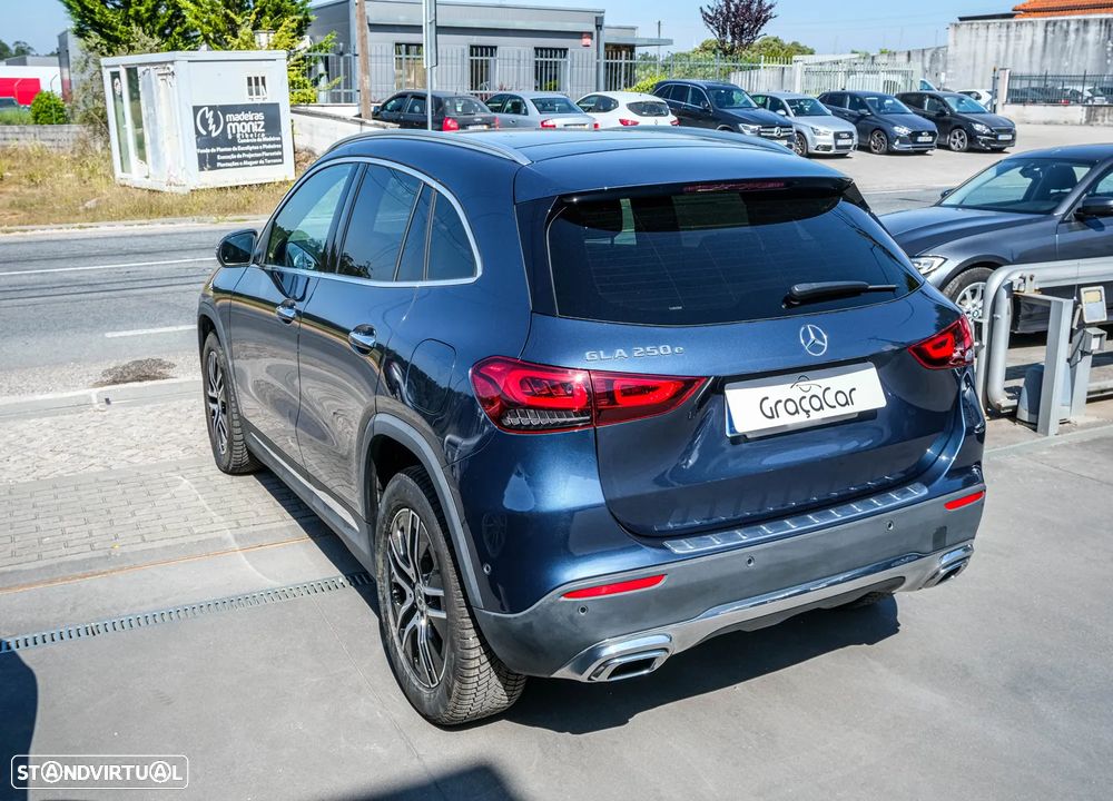 Mercedes-Benz GLA 250 e 8G-DCT Progressive Advanced - 3