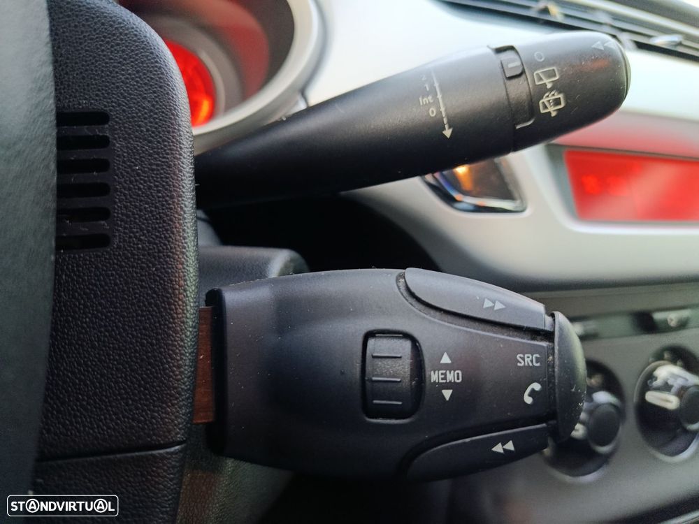 Citroën C3 1.4 HDi Airdream Seduction - 23